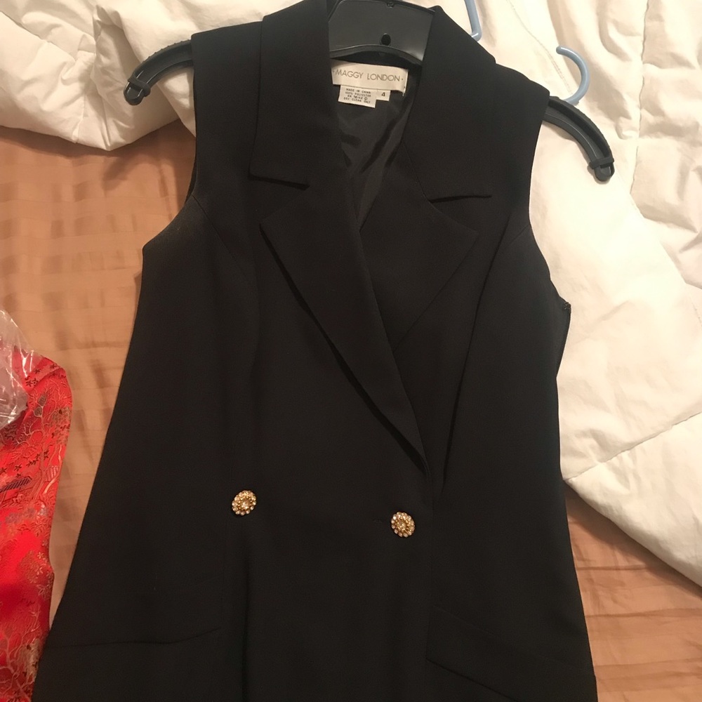 Dress - Picture 2 of 2